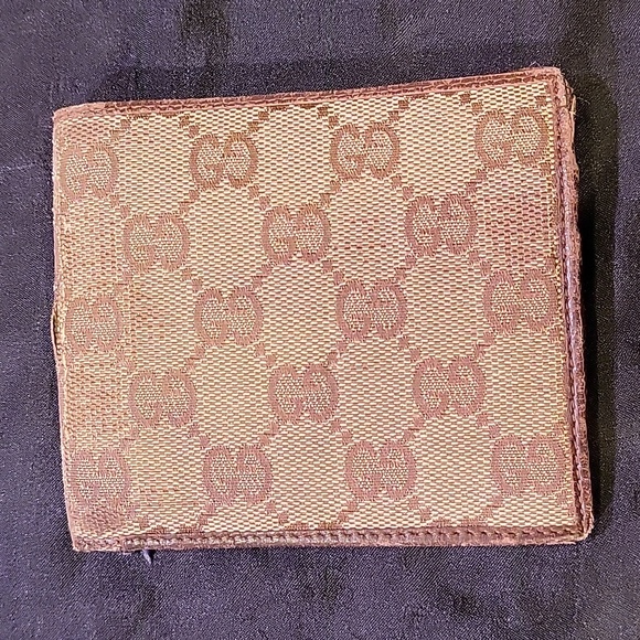Gucci Bifold Wallet - Picture 2 of 7